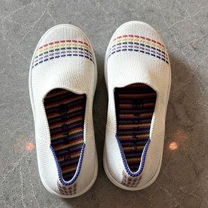 Rothy’s kids rainbow slip-on like new size 11